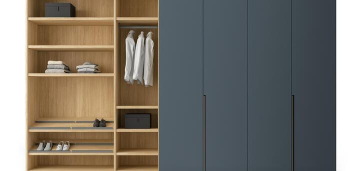 Naked Walk-in Closet